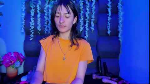Snapshot of dani_dream chatting on 05.25.26 dani_dream online show from 05.25.26