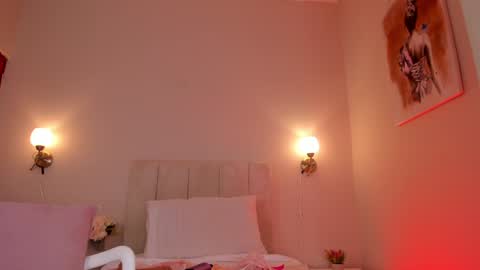 Hi I am Dani online show from 02.04.25