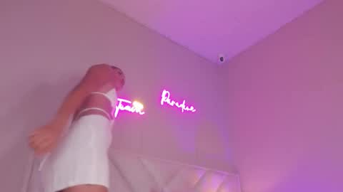 Hi I am Dani online show from 09.09.25