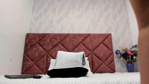 Snapshot of dania_moore_ chatting on 12.24.24 JANE online show from 12.24.24