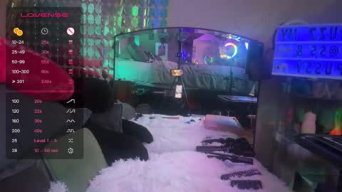 Dani Dragon online show from 01.31.25