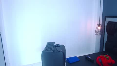 Daniel Delux  online show from 10.09.25