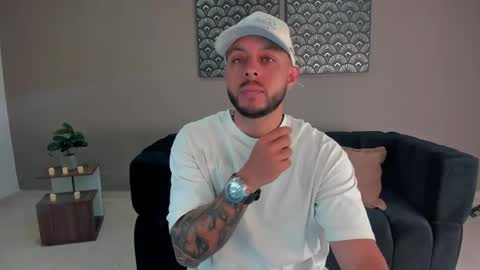 Snapshot of daniel_kingxxx chatting on 02.23.26 daniel_kingxxx online show from 02.23.26