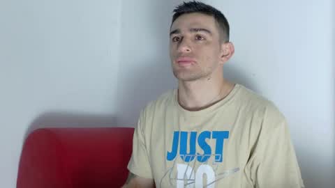 Snapshot of daniel_ova chatting on 05.13.26 Sexy Dani online show from 05.13.26
