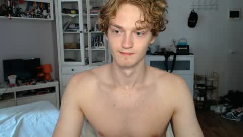 Snapshot of daniel_yumm chatting on 06.29.26 Daniel online show from 06.29.26