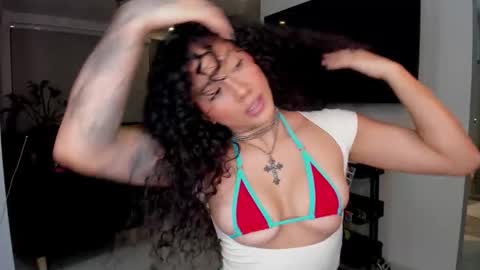 daniela_arenas online show from 11.25.25