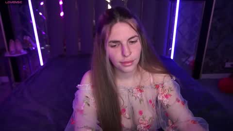 Snapshot of danielareign chatting on 03.23.26 danielareign online show from 03.23.26