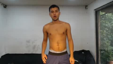 danielitopapii online show from 12.31.24