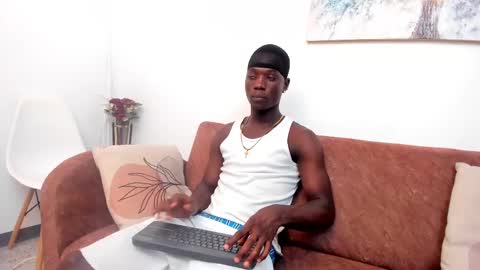 Snapshot of daniell_ferrari chatting on 02.11.25 daniell_ferrari online show from 02.11.25
