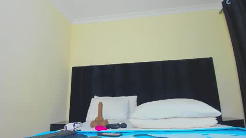 danielle_rock online show from 11.10.25