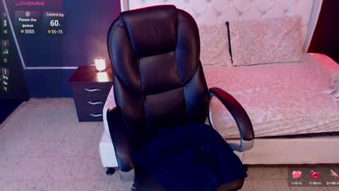 Snapshot of danielle_smithh chatting on 01.15.25 Danielle Smith online show from 01.15.25