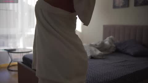 Snapshot of danielle_thomas chatting on 09.25.25 Danielle online show from 09.25.25