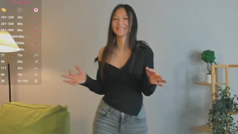 Snapshot of danielleschurg chatting on 02.23.26 Jessica online show from 02.23.26