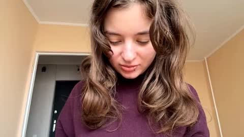 Mia online show from 11.04.25