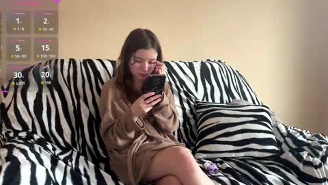 Mia online show from 11.21.25