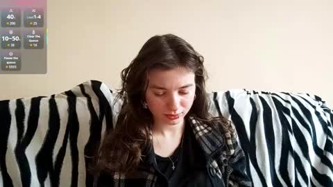 Mia online show from 12.17.25