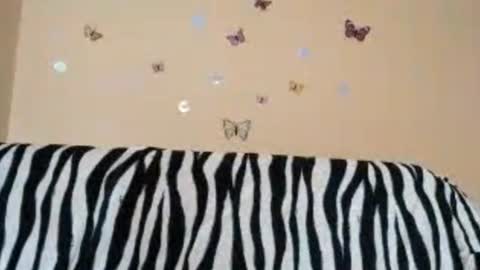 Snapshot of daniellevaulet chatting on 06.24.26 Mia online show from 06.24.26