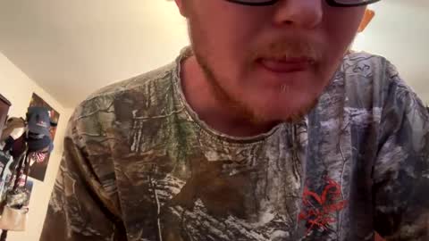 Daniel    y. online show from 01.12.25