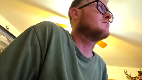 Daniel    y. online show from 09.17.25