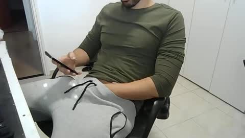 daniell sexy body online show from 12.07.24