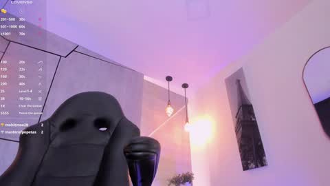 Danii  online show from 01.18.25