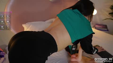 Snapshot of danii_xoxo chatting on 01.13.25 online show from 01.13.25