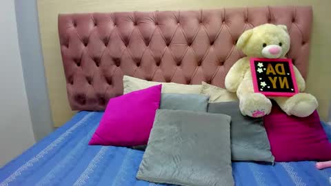 DaniiBelluci  online show from 02.12.25