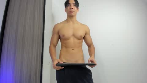 Snapshot of daniisus chatting on 11.29.25 daniisus online show from 11.29.25