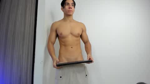 Snapshot of daniisus chatting on 11.30.25 daniisus online show from 11.30.25