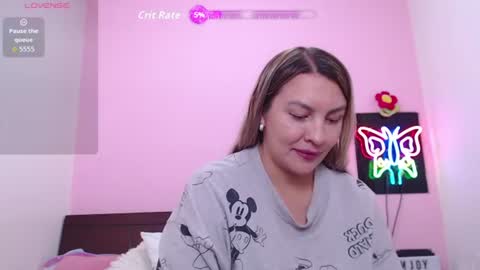Snapshot of danika_bellaa chatting on 06.15.26 K A R O L online show from 06.15.26