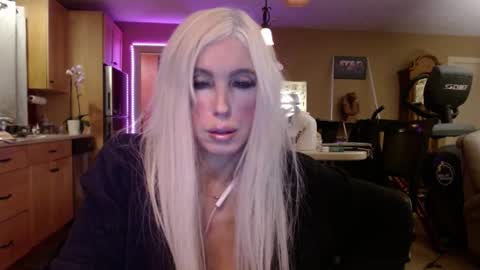 DanikaWhite69 online show from 01.23.25