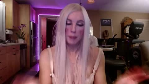 DanikaWhite69 online show from 03.03.25