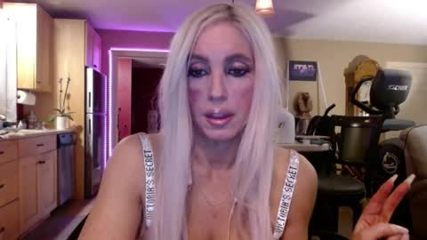 DanikaWhite69 online show from 04.14.26