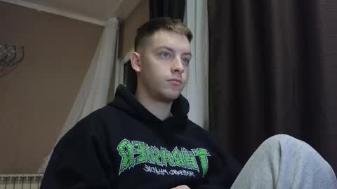 Snapshot of danila_trezzini chatting on 02.13.26 danila online show from 02.13.26