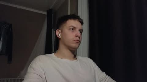 Snapshot of danila_trezzini chatting on 02.26.26 danila online show from 02.26.26