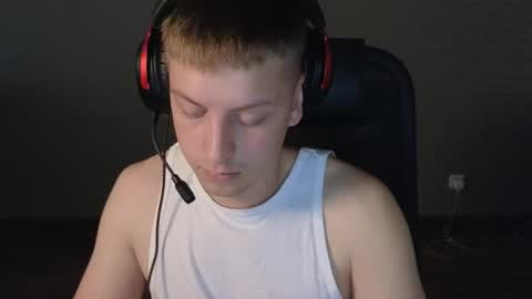 Snapshot of danila_trezzini chatting on 05.15.26 danila online show from 05.15.26
