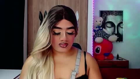 danipein online show from 10.14.25