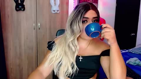 danipein online show from 10.27.25