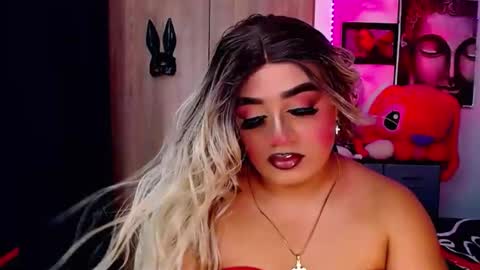 danipein online show from 10.31.25