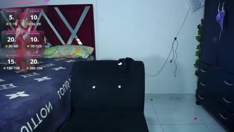 danisabrownn online show from 03.12.25