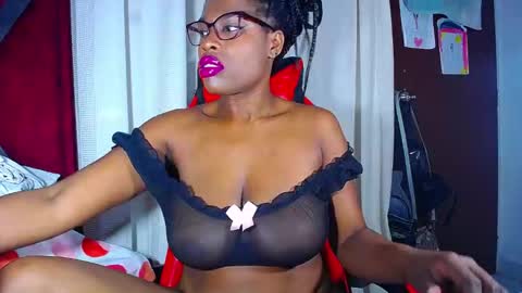 danisabrownn online show from 11.21.25