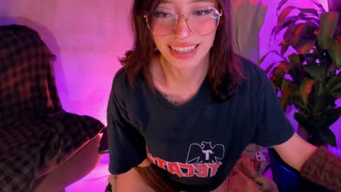 Snapshot of danita_veelz chatting on 05.16.26 danita_veelz online show from 05.16.26