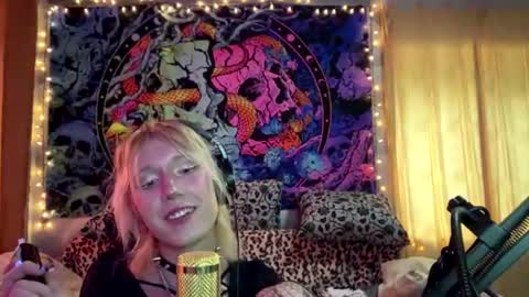 danitavranich online show from 08.02.26