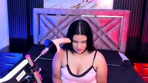Snapshot of daniwhatson chatting on 09.28.25 Dani whatson online show from 09.28.25