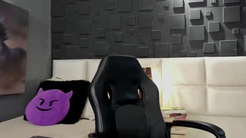 Dann saenz online show from 02.12.25