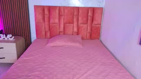 danna_peters online show from 11.19.25