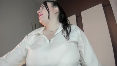 DANNA PINK online show from 11.24.25