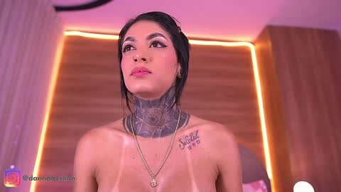 Danna Berlin  online show from 03.26.26