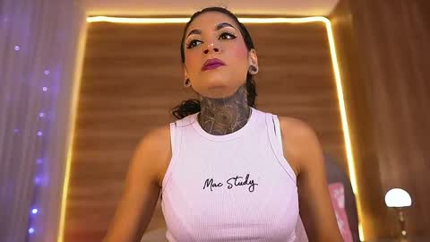 Danna Berlin  online show from 04.01.26