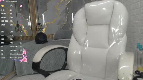 danna online show from 11.20.25